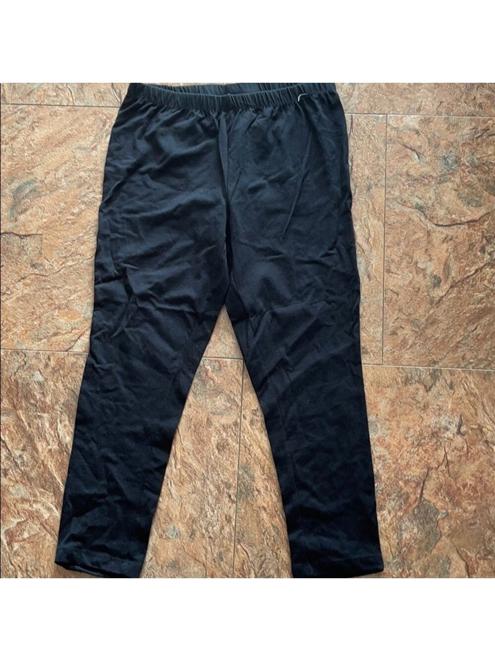 New Woman Design ankle pants.